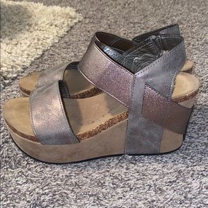 Boutique wedges